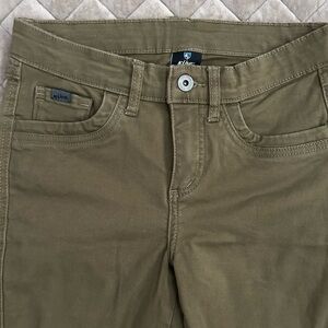 Kuhl Olive Cropped Pants